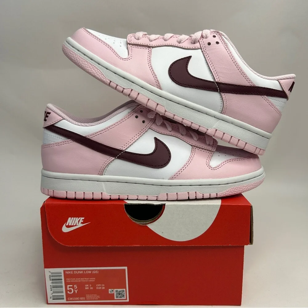 Nike Dunk Low GS “Pink Foam/Valentine’s Day” 2023 - Picture 1 of 4